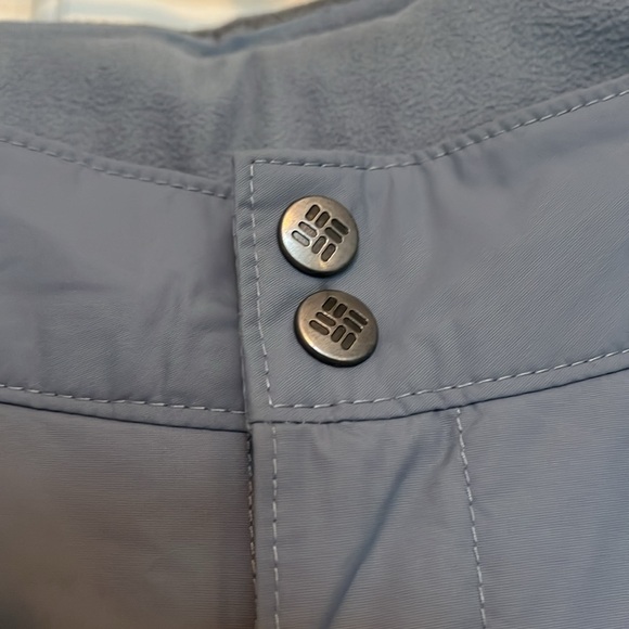 Columbia Insulated Women’s Snow or Ski Pant - Picture 3 of 14